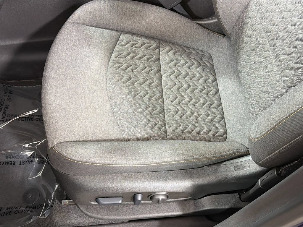 Used 2023 Chevrolet Equinox LT w/ Driver Convenience Package AWD/4WD image 20