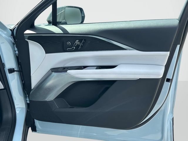 Certified 2024 Cadillac Lyriq Luxury RWD image 22