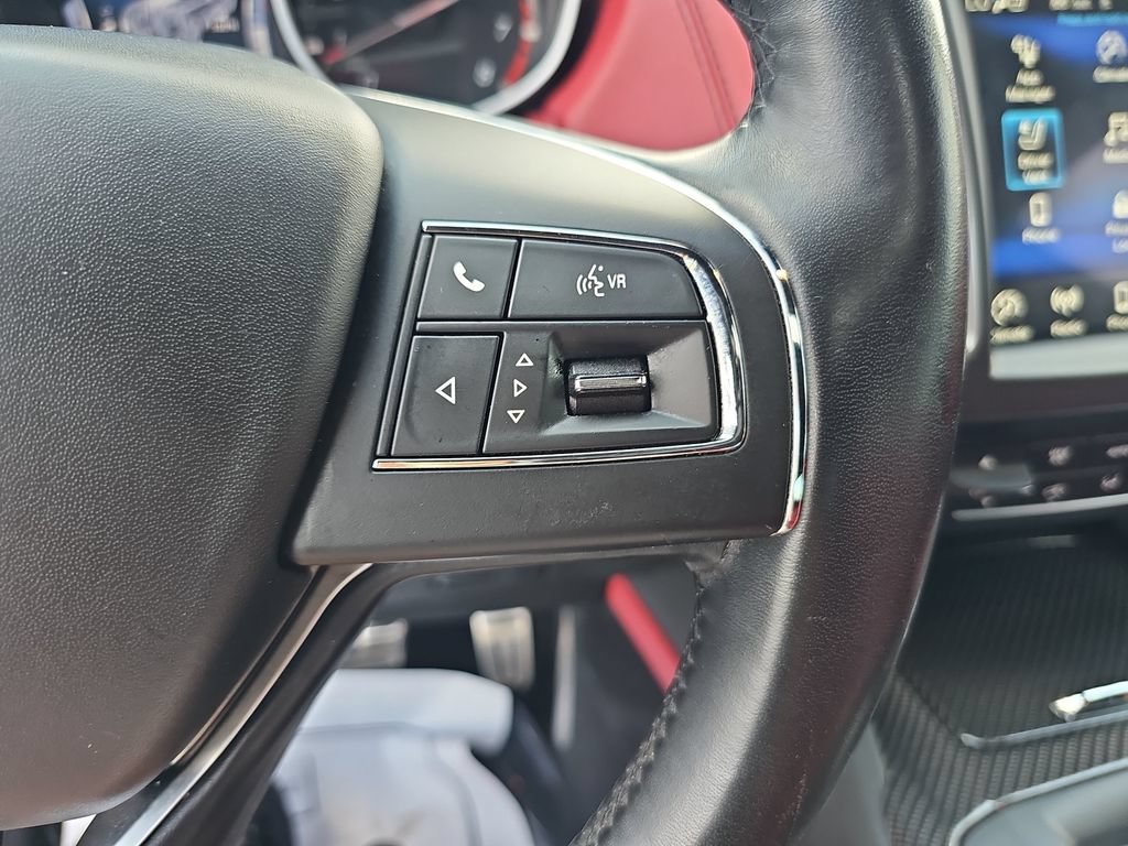 Used 2019 Maserati Levante GranLusso AWD/4WD image 18