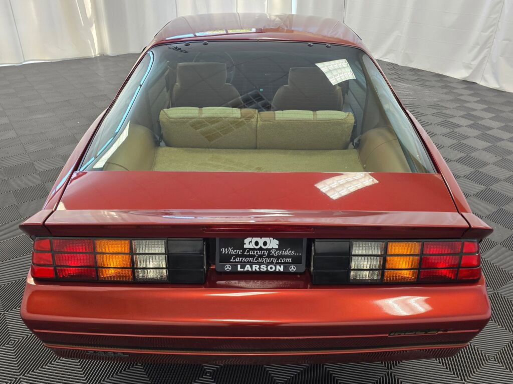 Used 1988 Chevrolet Camaro IROC-Z image 13