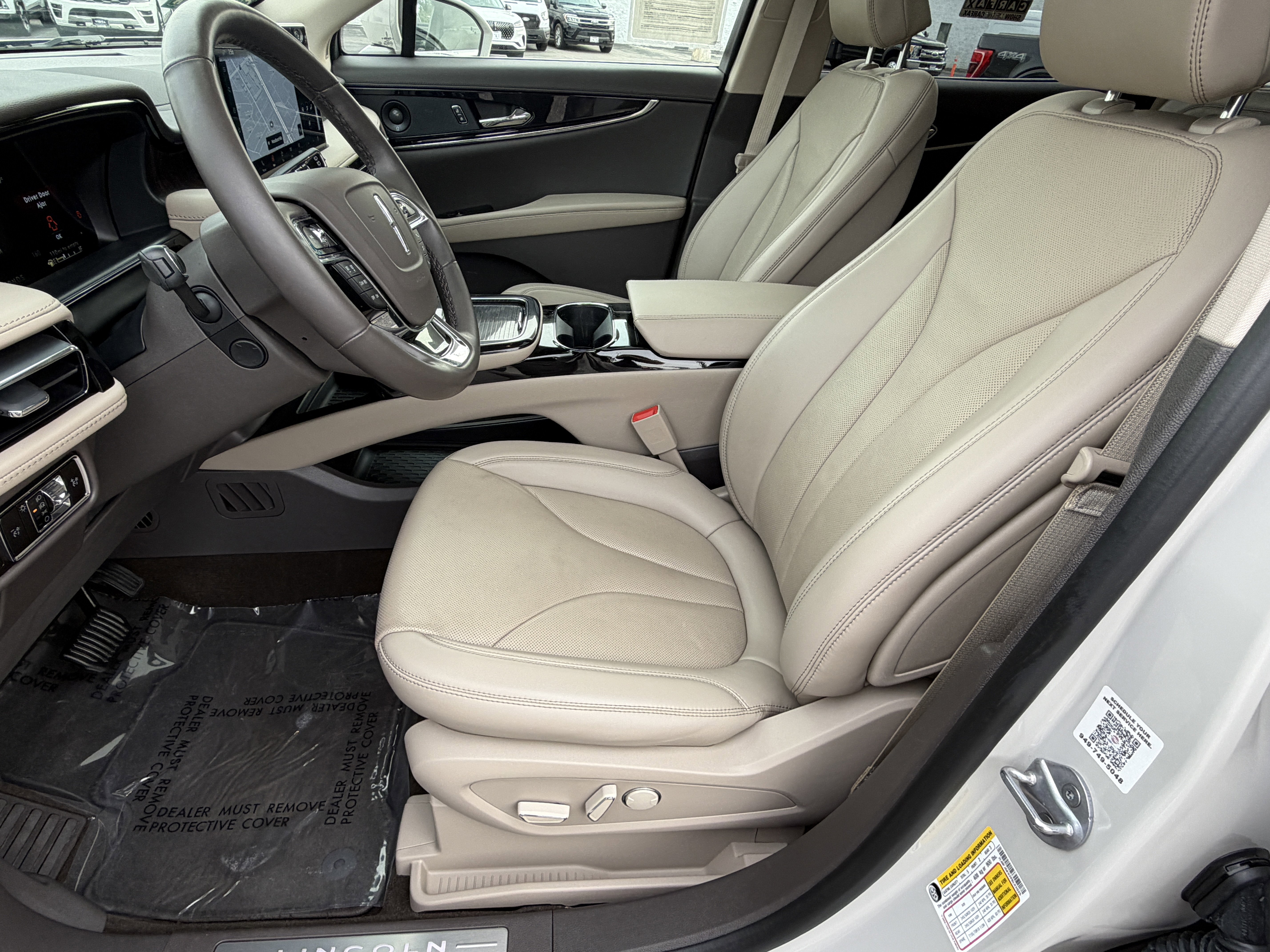 Certified 2023 Lincoln Nautilus Reserve w/ Luxury Package image 14