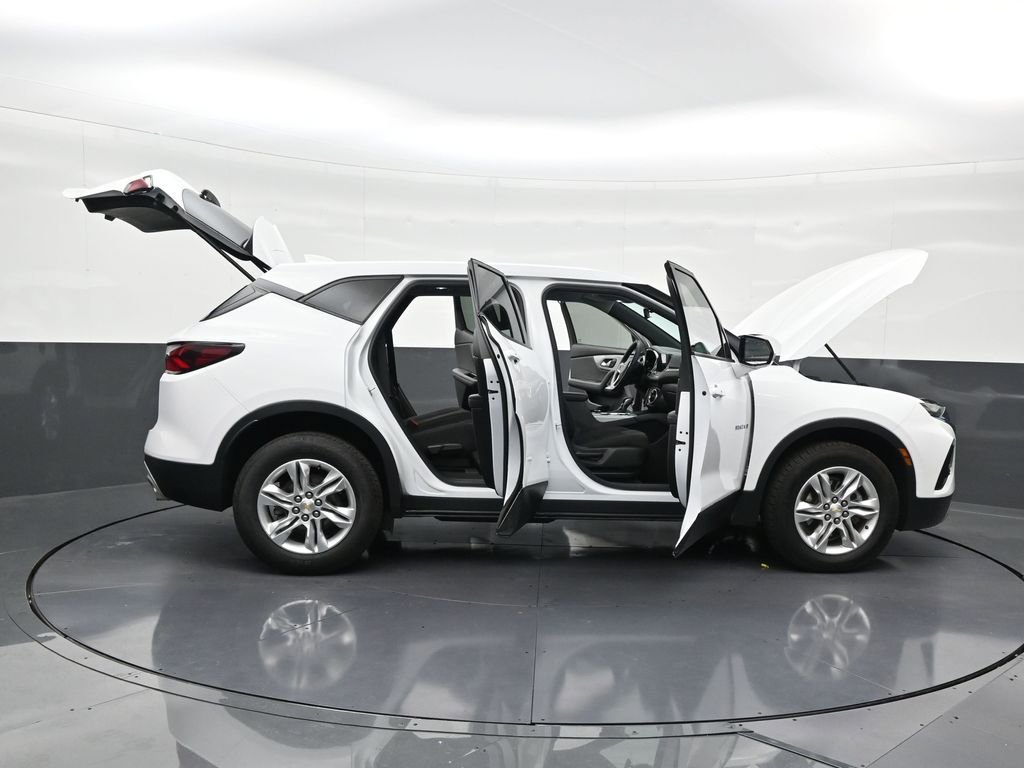 Used 2022 Chevrolet Blazer LT image 32