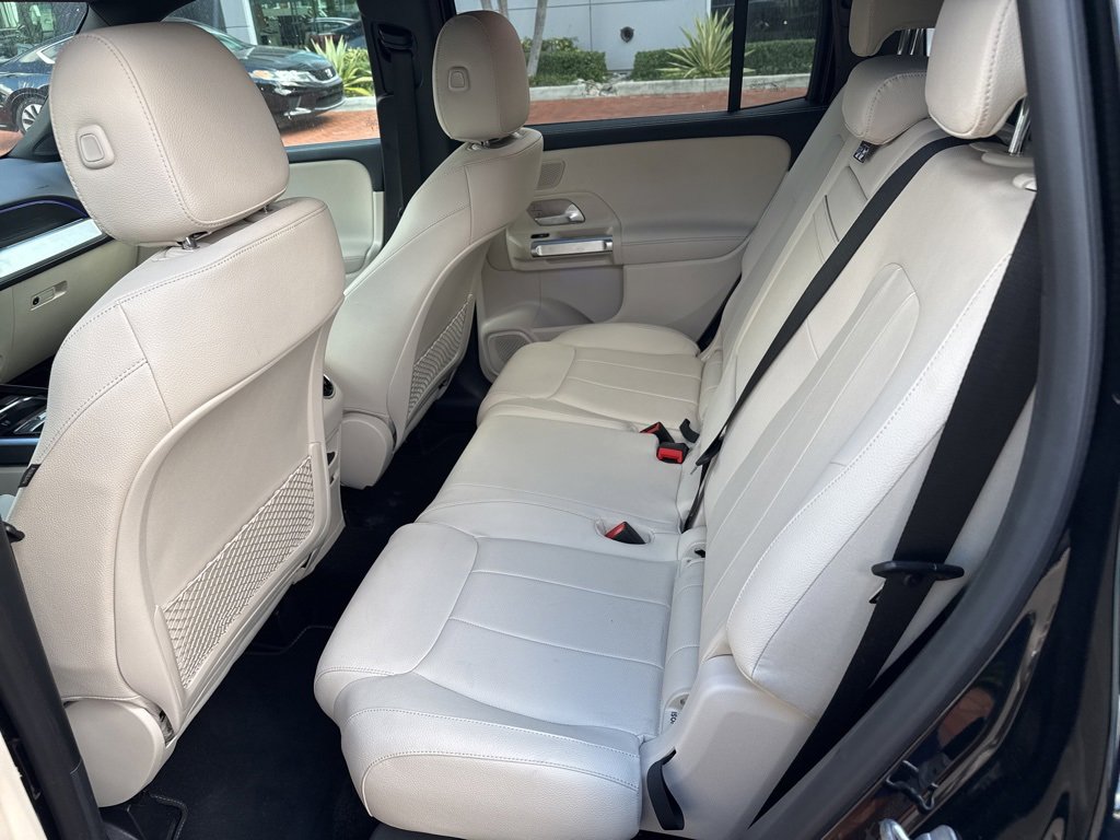 Certified 2024 Mercedes-Benz GLB 250 4MATIC image 6