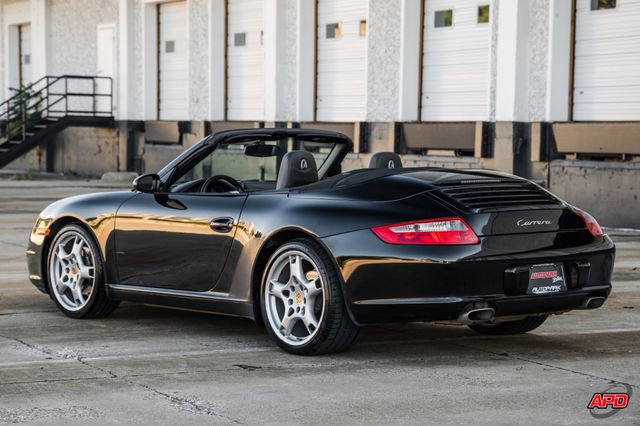 Used 2005 Porsche 911 Carrera image 10