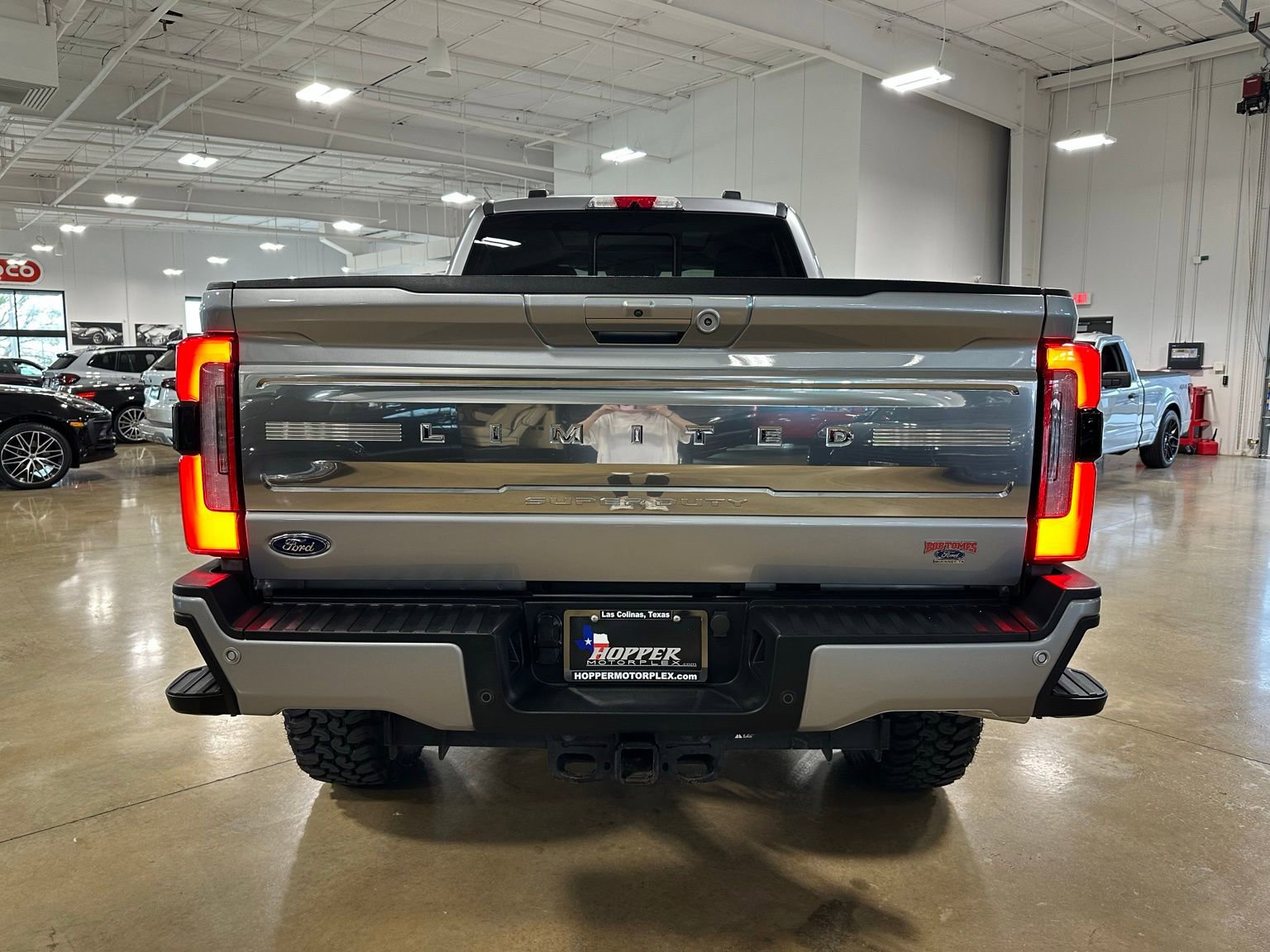 Used 2024 Ford F250 Limited w/ FX4 Off-Road Package image 6