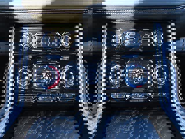 Used 2023 GMC Yukon Denali image 24