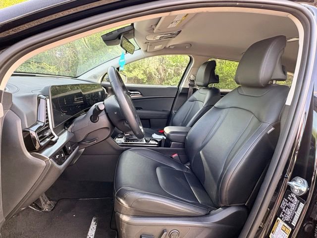 Certified 2025 Kia Sportage EX AWD/4WD image 9