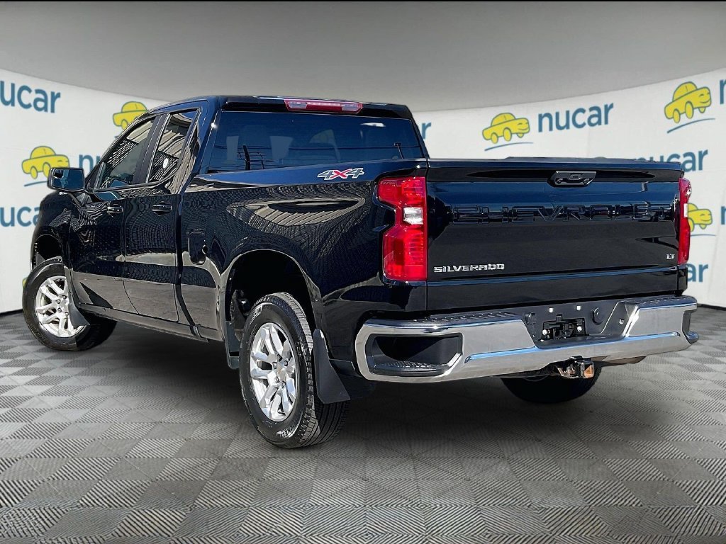 Used 2024 Chevrolet Silverado 1500 LT AWD/4WD image 4