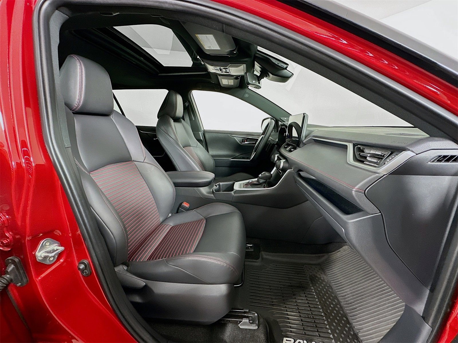 Certified 2025 Toyota RAV4 XSE w/ Weather Package image 30