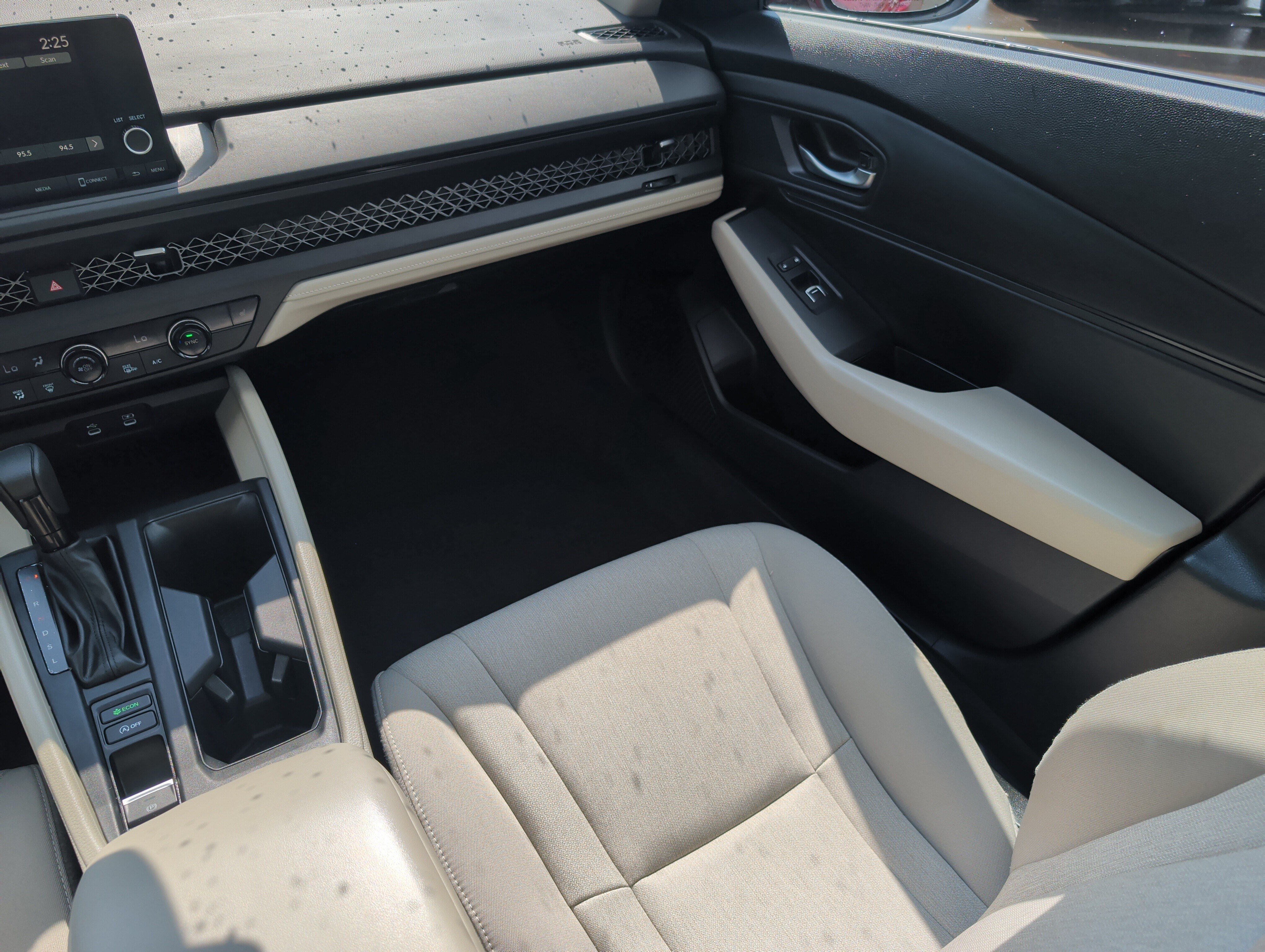 Certified 2024 Honda Accord EX image 12