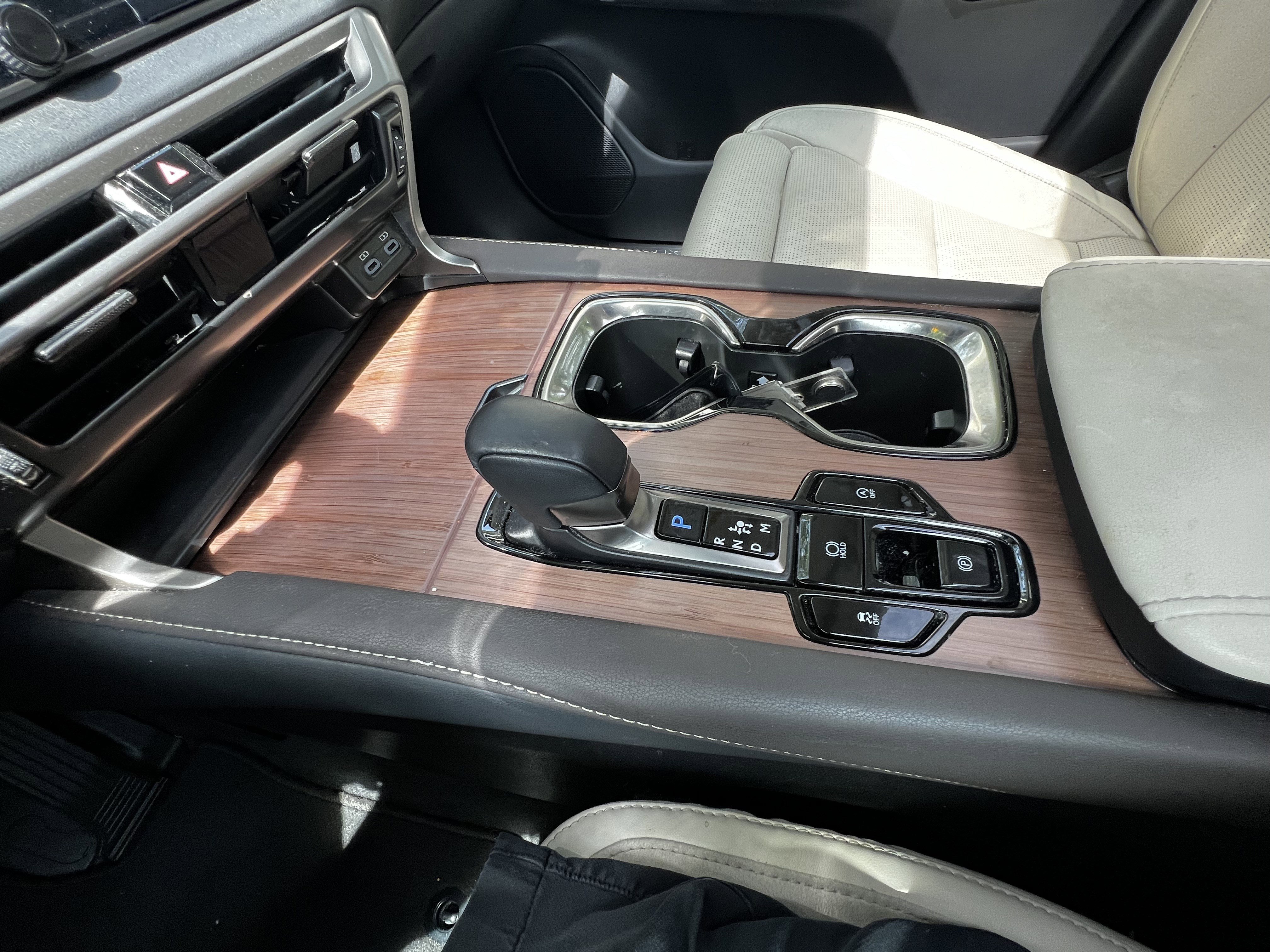Used 2024 Lexus RX 350 FWD w/ Convenience Package image 27