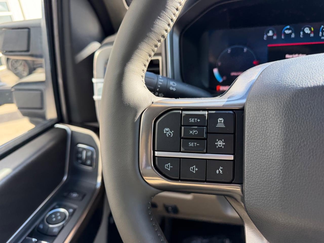 New 2026 Ford F350 Platinum w/ Platinum Plus Package image 13