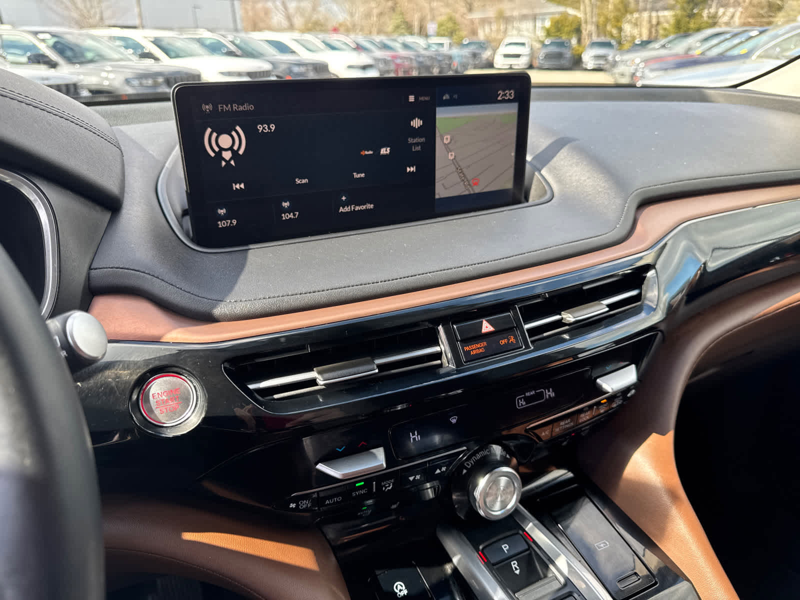 Used 2023 Acura MDX SH-AWD w/ Technology Package image 23