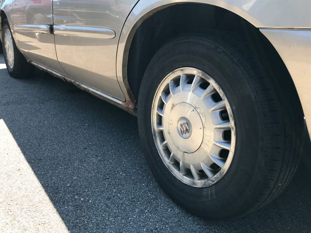 Used 2005 Buick Century Custom FWD image 12