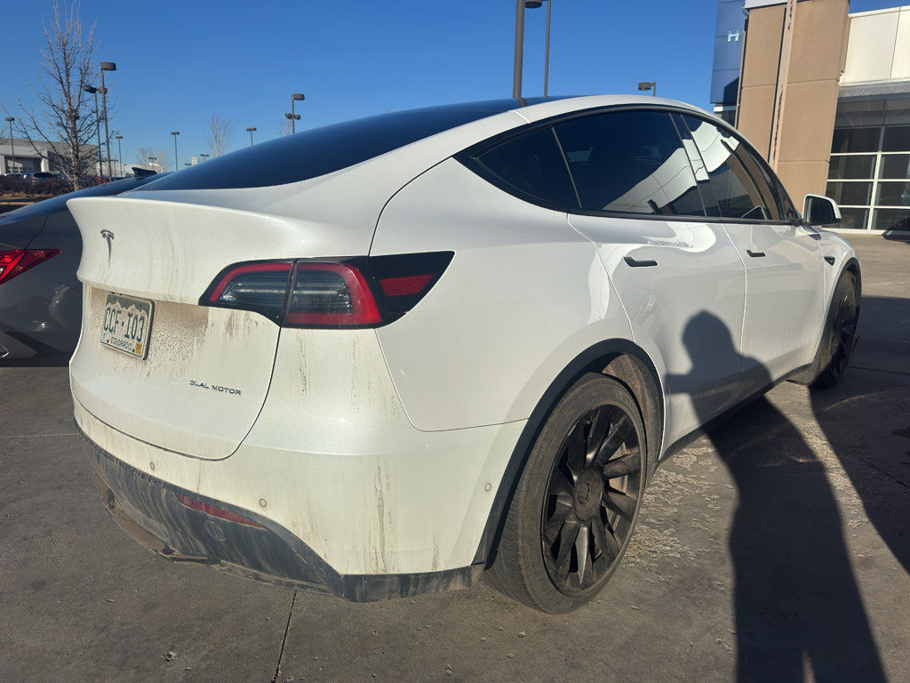 Used 2021 Tesla Model Y Long Range image 3