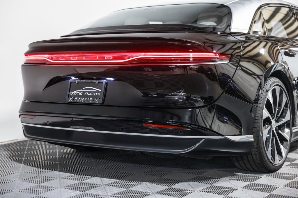 Used 2022 Lucid Air Grand Touring image 8