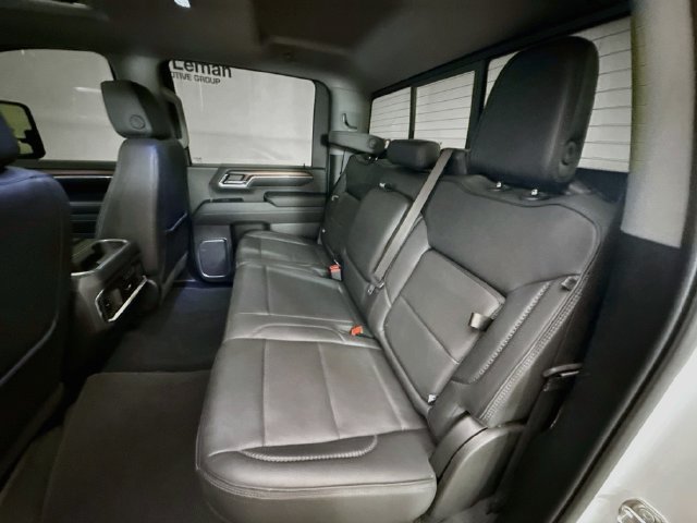 Used 2024 GMC Sierra 3500 Denali w/ Technology Package AWD/4WD image 26