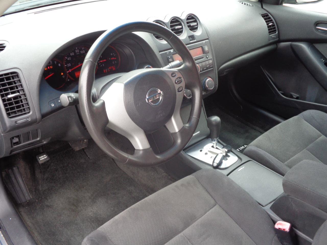 Used 2009 Nissan Altima 2.5 S FWD image 5