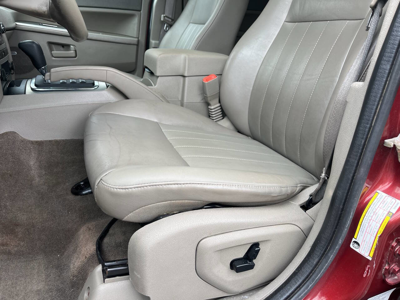 Used 2007 Jeep Grand Cherokee Laredo AWD/4WD image 15