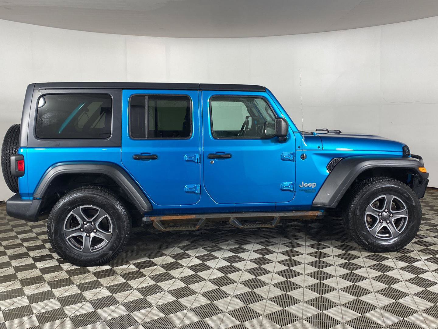 Used 2019 Jeep Wrangler Unlimited Sport S AWD/4WD image 5