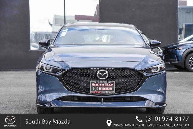 New 2026 MAZDA MAZDA3 Hatchback w/Premium Plus Pkg image 2