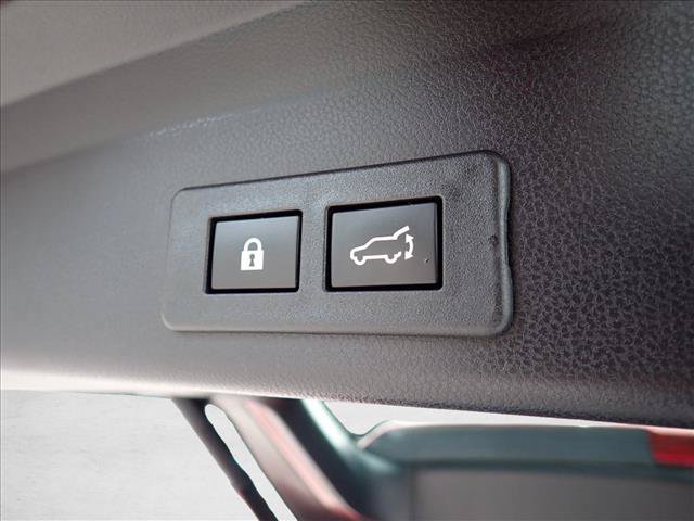 Certified 2022 Subaru Ascent Touring w/ Popular Package #2A AWD/4WD image 9