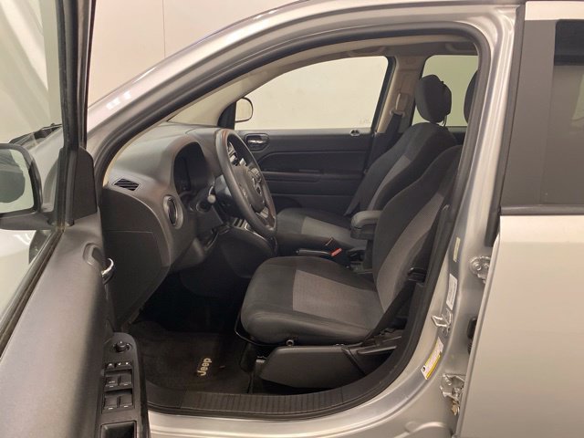 Used 2014 Jeep Compass Sport w/ Power Value Group AWD/4WD image 9