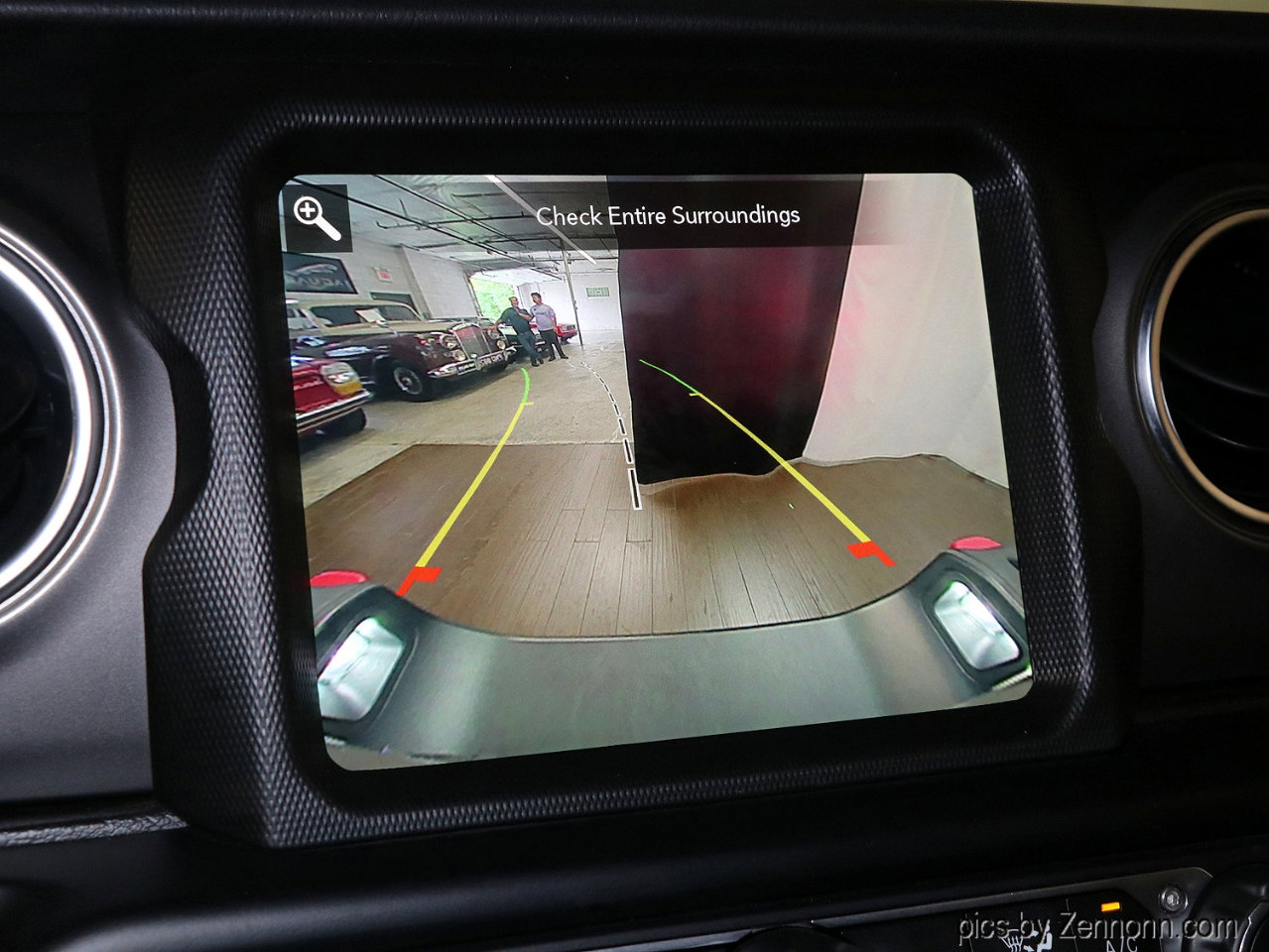 Used 2022 Jeep Gladiator Rubicon w/ LED Lighting Group image 25