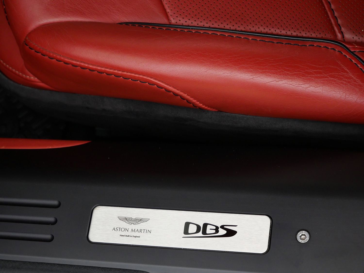 Used 2019 Aston Martin DBS Superleggera image 27