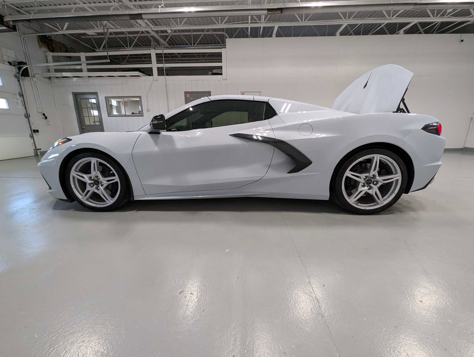 Used 2022 Chevrolet Corvette Stingray Premium Conv w/ Battery Protection Package image 14