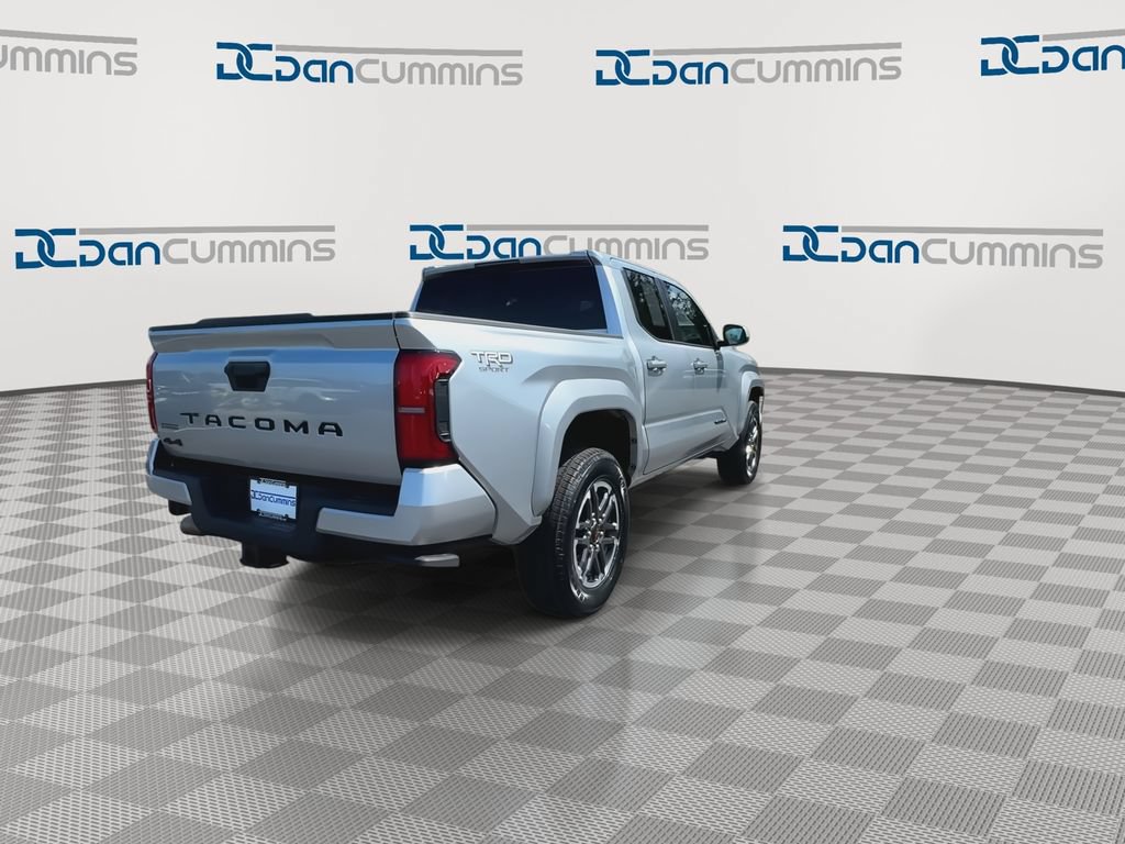 Used 2024 Toyota Tacoma TRD Sport AWD/4WD image 8