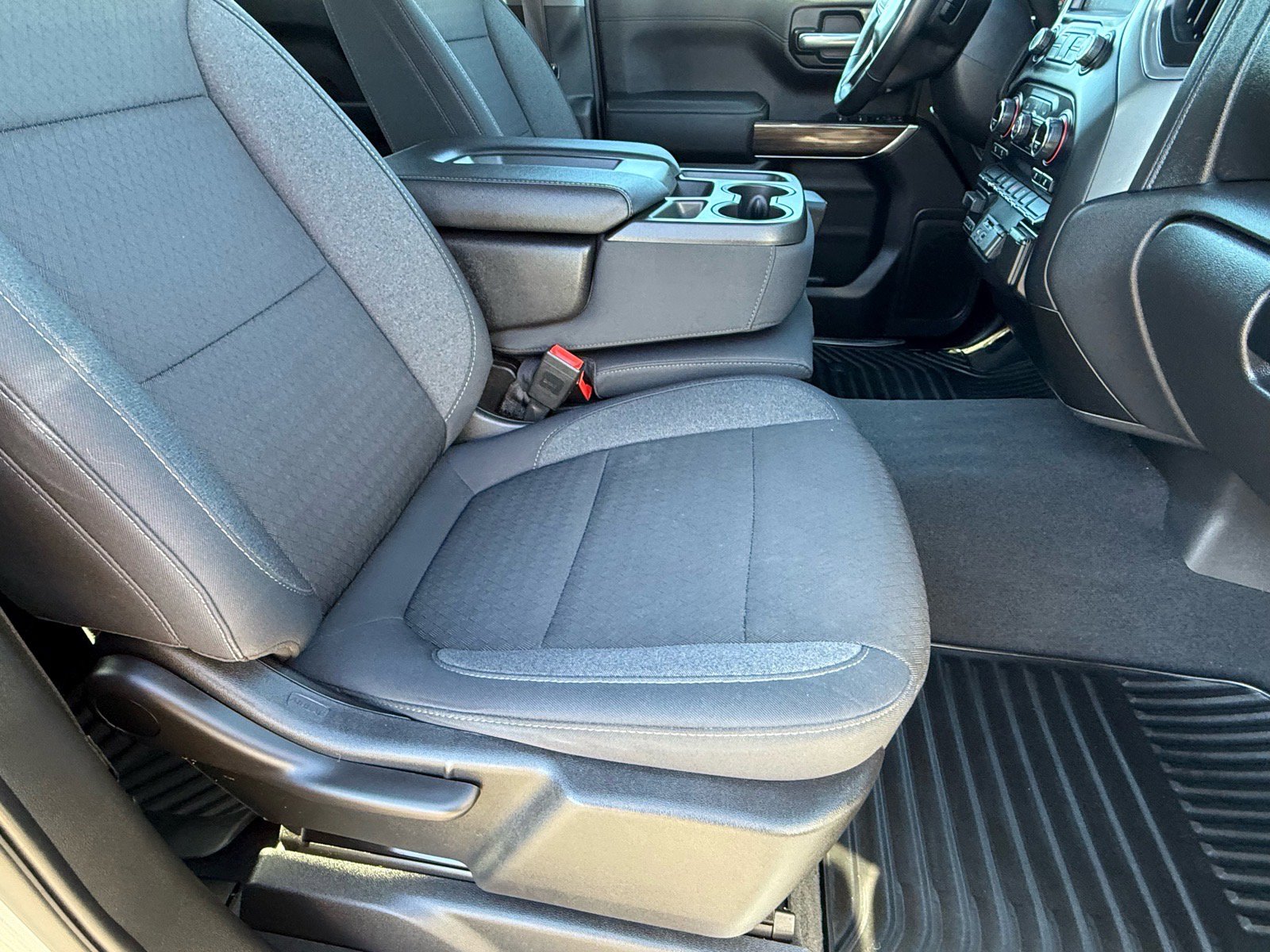 Used 2019 Chevrolet Silverado 1500 LT w/ All-Star Edition image 10