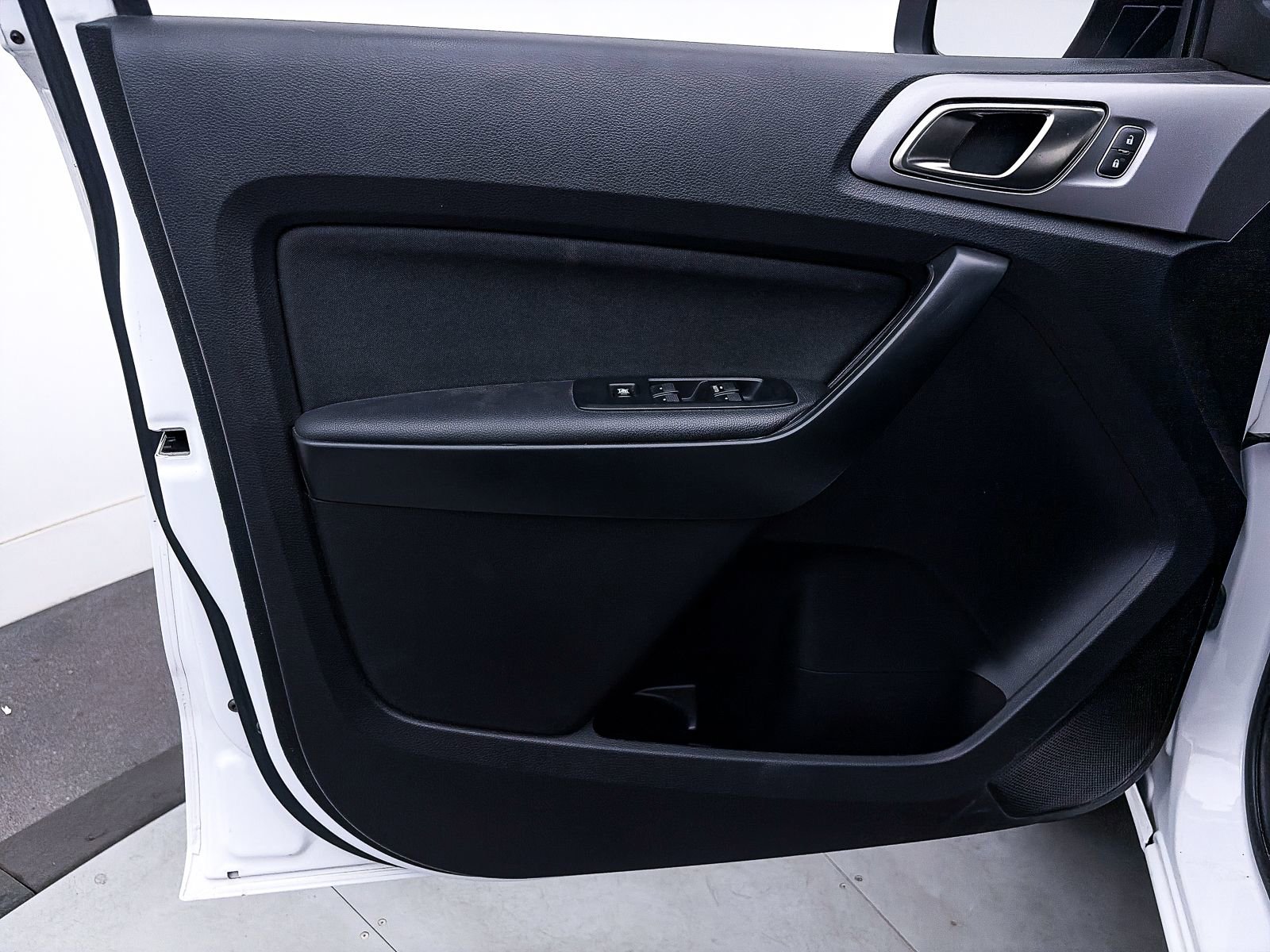 Used 2021 Ford Ranger XLT w/ Equipment Group 301A Mid image 17