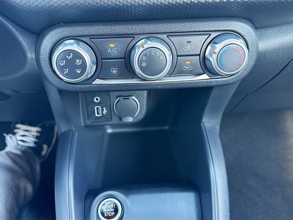 Used 2024 Nissan Kicks S image 20