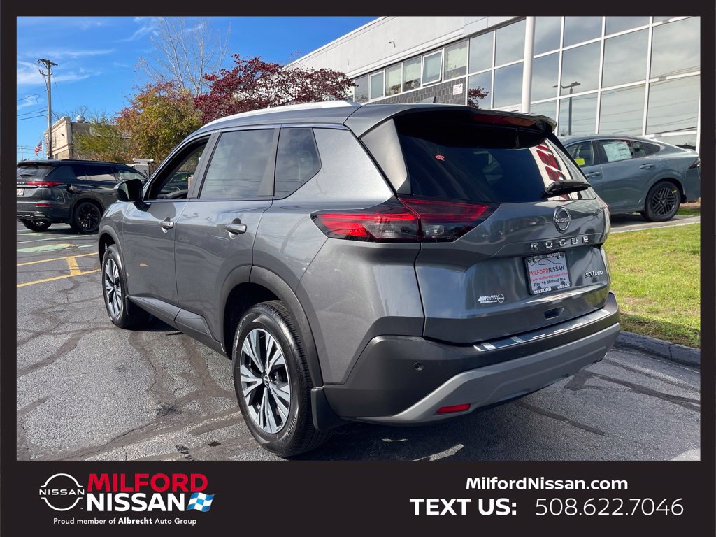 Certified 2023 Nissan Rogue SV w/ SV Premium B Package AWD/4WD image 3