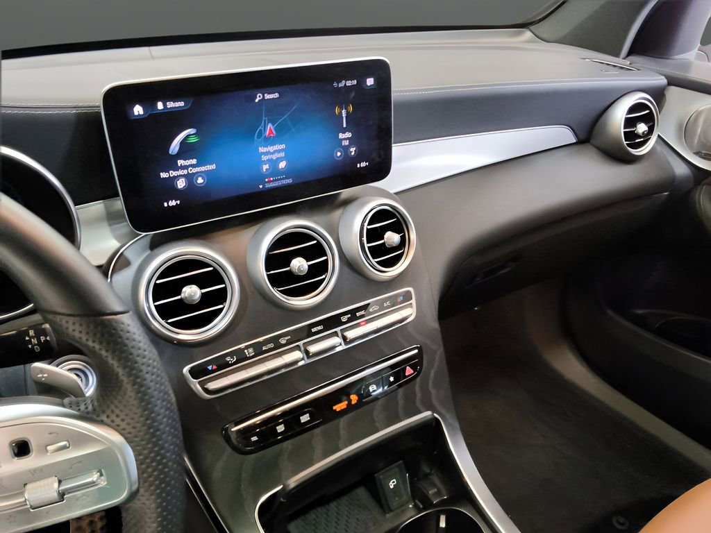 Used 2023 Mercedes-Benz GLC 300 4MATIC Coupe image 20