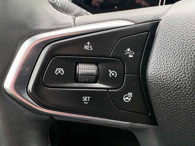 Used 2025 Chevrolet Trax LT w/ Driver Confidence Package FWD image 23