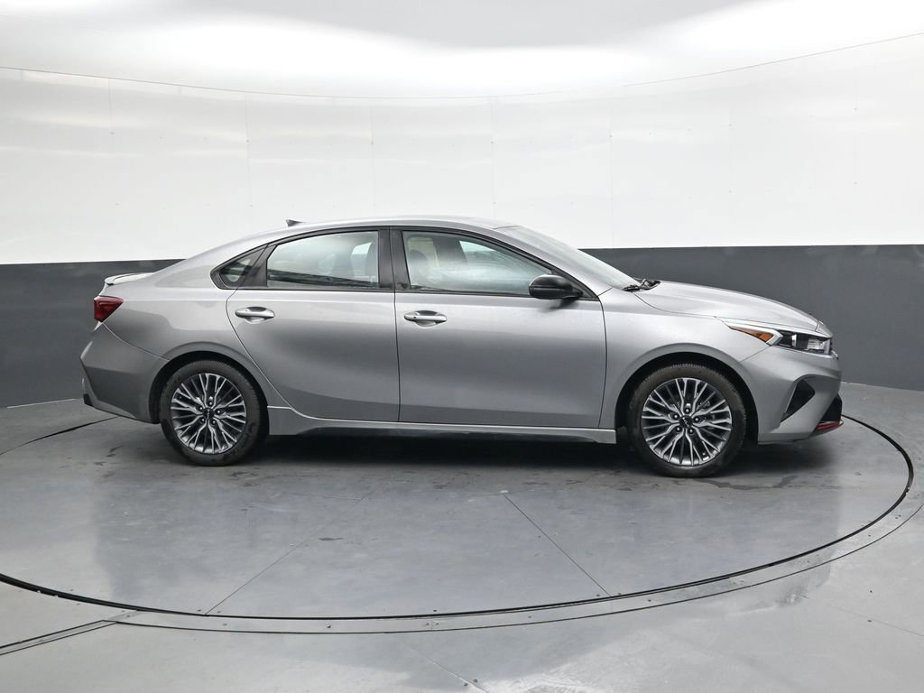 Used 2023 Kia Forte GT-Line w/ GT-Line Premium Package image 3