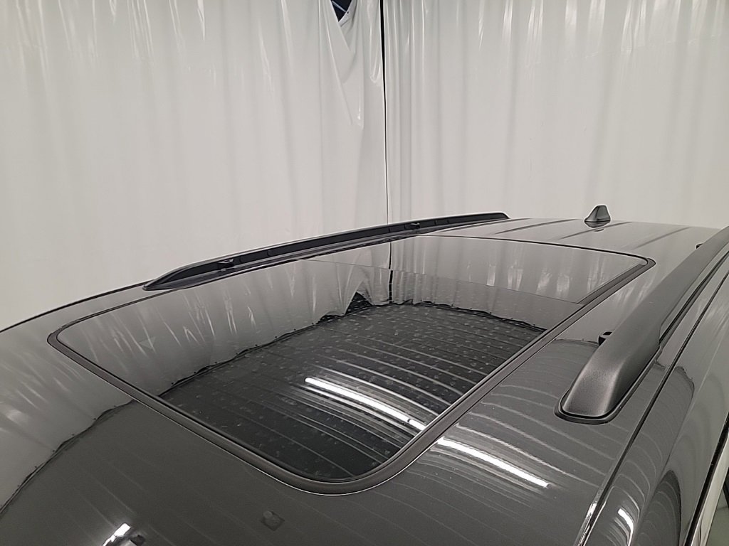 New 2025 Jeep Grand Cherokee L Limited w/ Luxury Tech Group II image 10