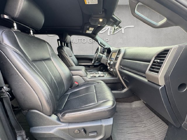 Used 2020 Ford Expedition Max XLT w/ Equipment Group 202A RWD image 24