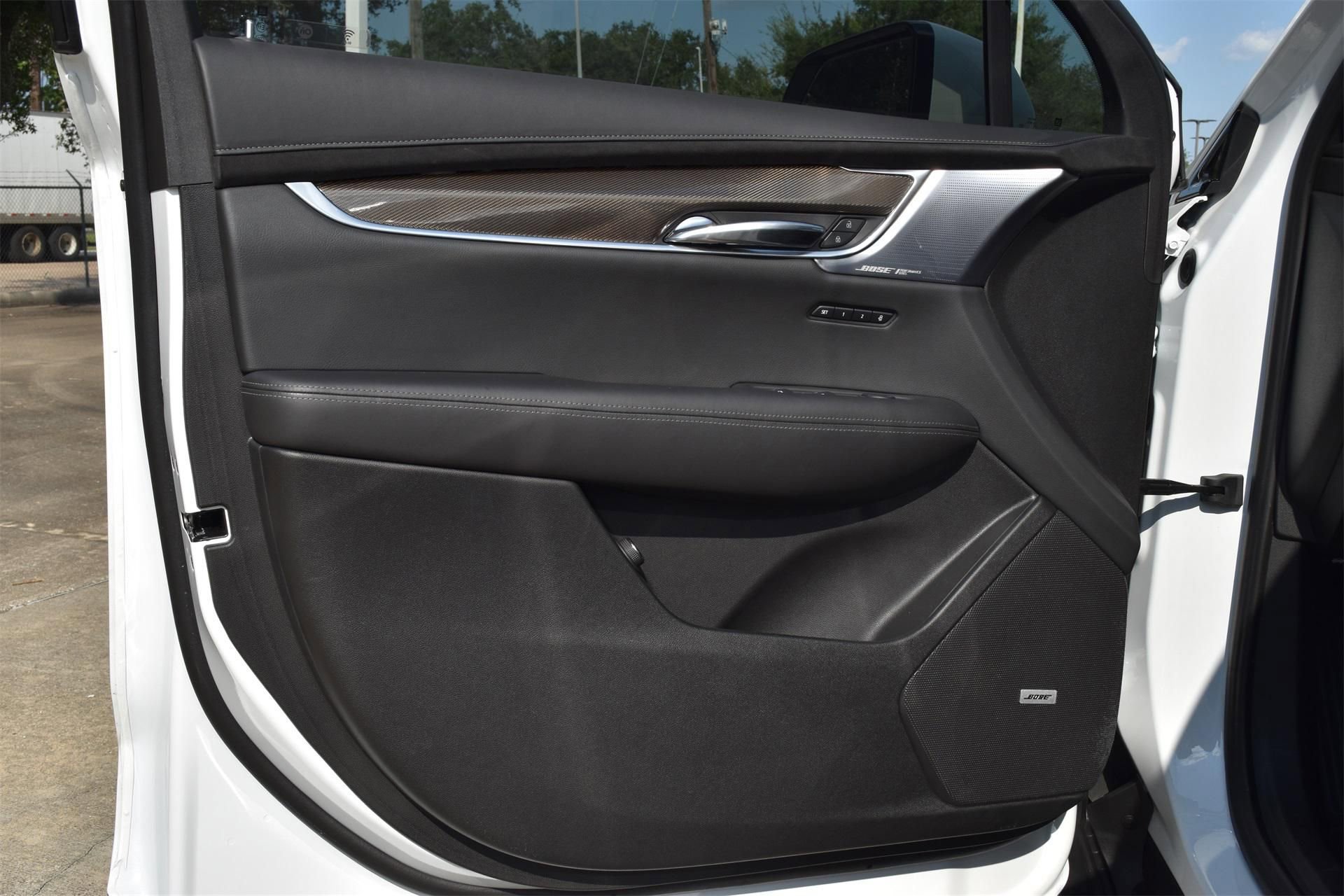 New 2025 Cadillac XT6 Sport w/ Platinum Package image 19