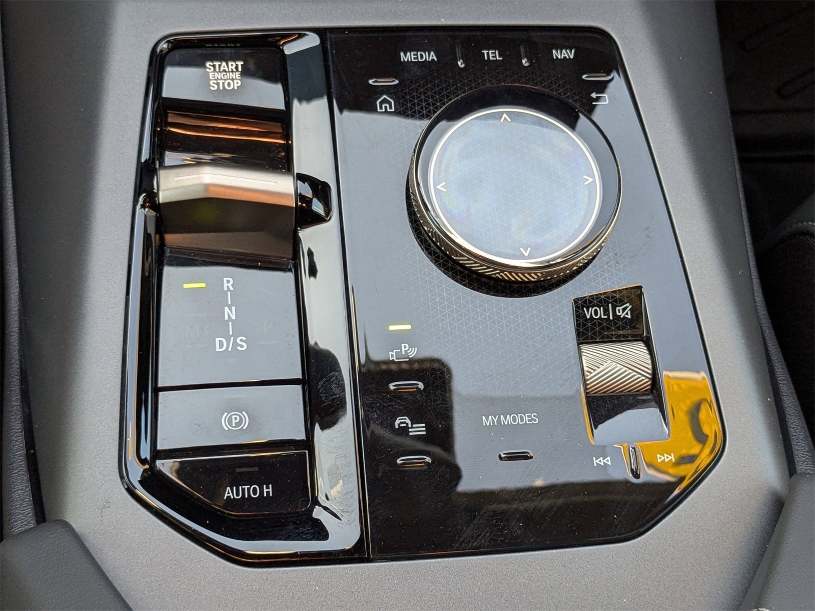 Used 2025 BMW X3 xDrive30i w/ Convenience Package image 24