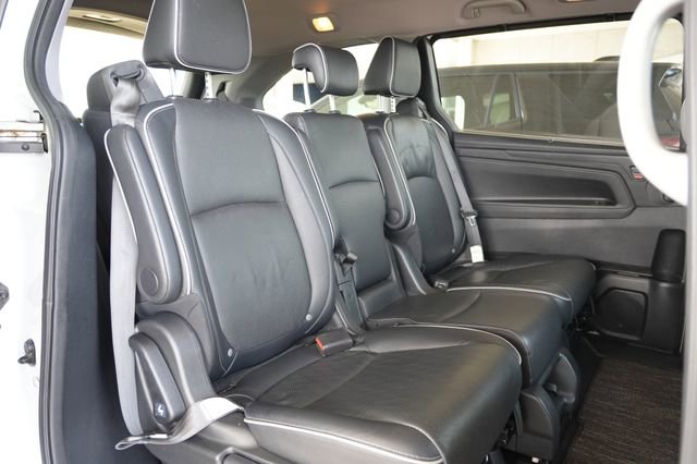 Used 2022 Honda Odyssey Elite image 12