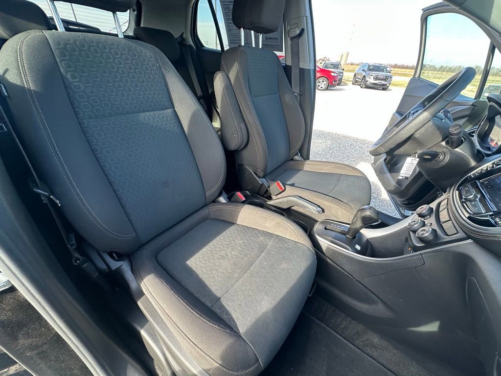 Used 2022 Chevrolet Trax LS w/ Tint and Cruise Package image 30