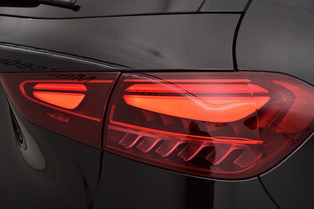 Certified 2025 Mercedes-Benz GLA 250 image 13