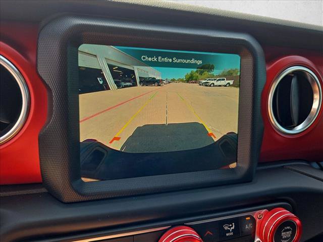 Used 2022 Jeep Gladiator Rubicon AWD/4WD image 15
