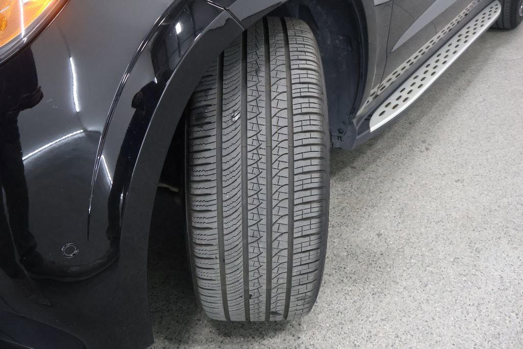 Certified 2018 Mercedes-Benz GLS 63 AMG 4MATIC image 4