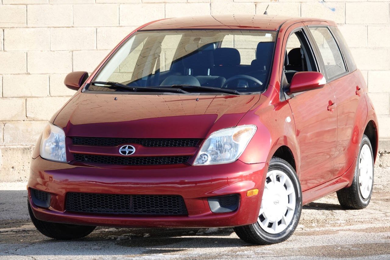 Used 2006 Scion xA FWD image 2