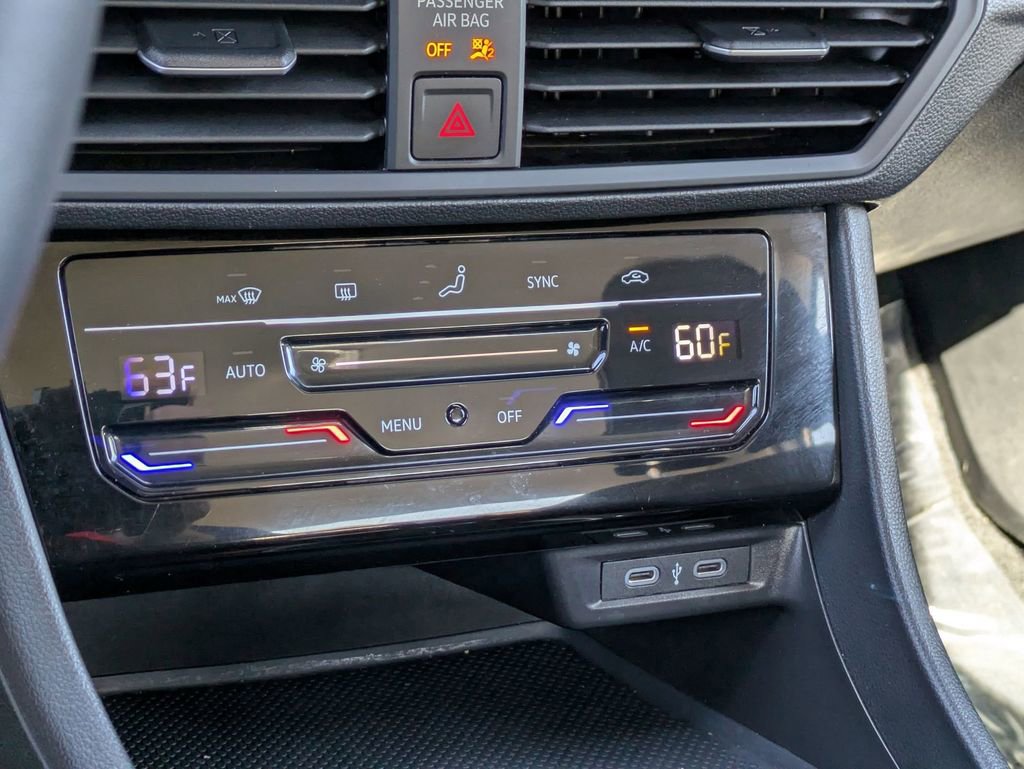 Used 2025 Volkswagen Jetta S image 17