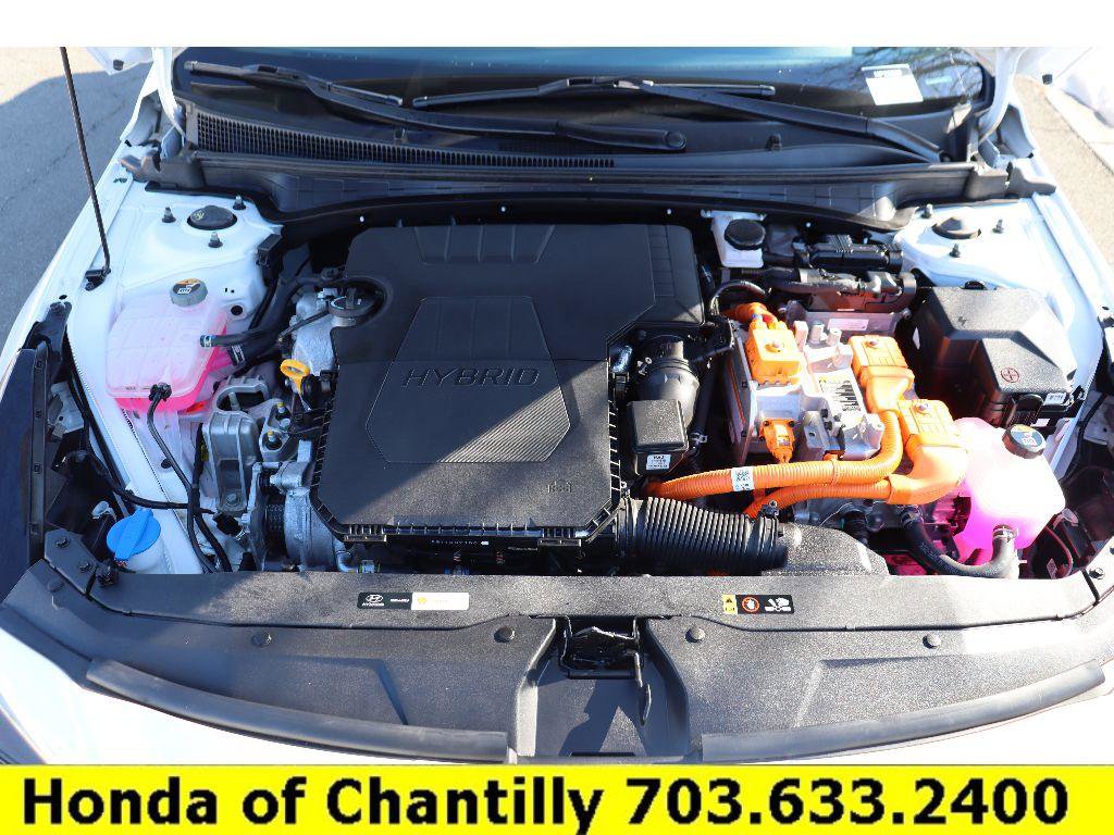 Used 2023 Hyundai Elantra Limited w/ Cargo Package image 34